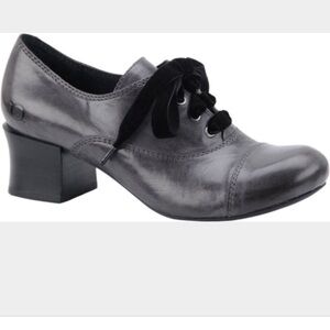 Born Women's Gray Leather Heeled Shoes